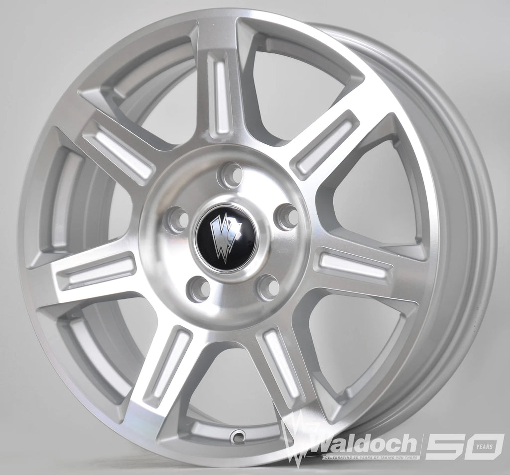 FLUX 16 X 6.5 MACHINE SILVER - 84.1  OFFSET 5X130  84.1CB