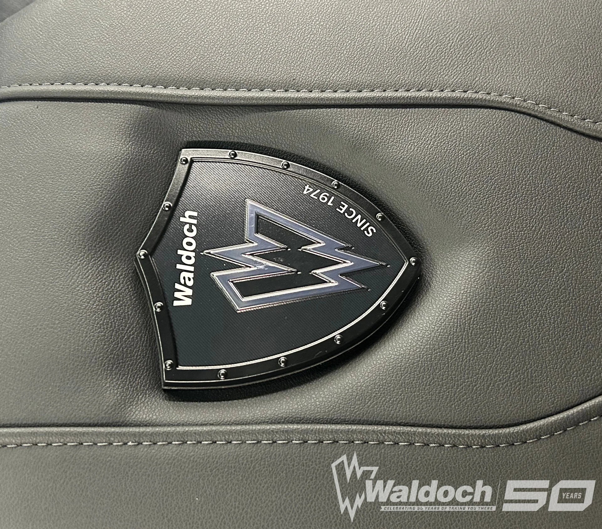 WALDOCH REDLINE LOGO LARGE 3.23 X 12.5