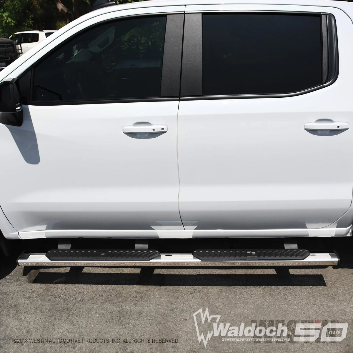 R5 Nerf Step Bars-Silverado/Sierra 1500 Crew Cab 2019-2024; Silverado/Sierra 2500/3500 Crew Cab 2020-2024