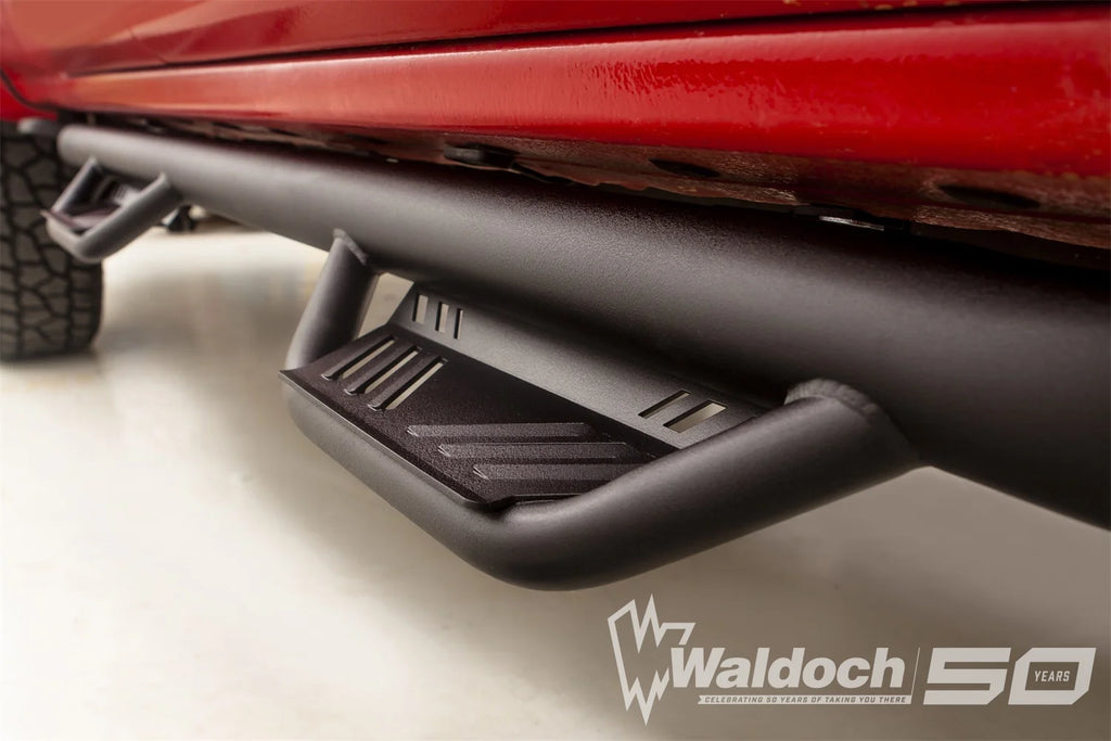 LUND BLACK TERRAIN HX STEP -