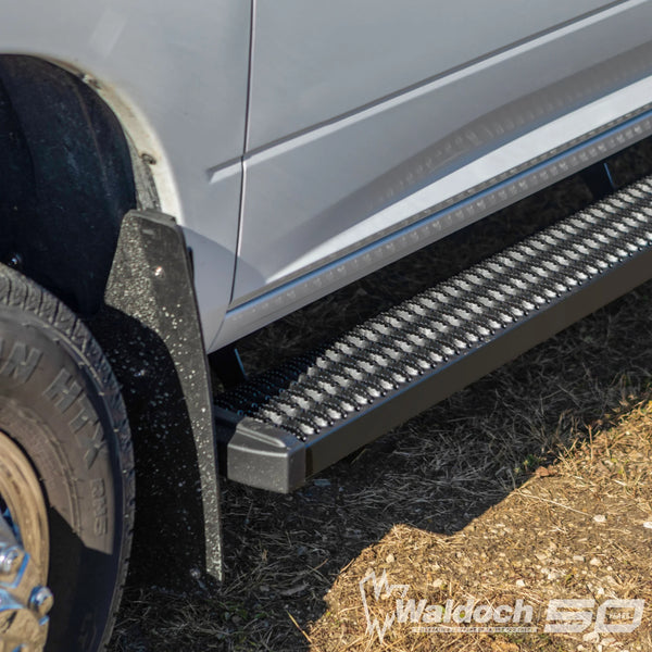 Grip Step 7" x 114" Aluminum W2W Running Boards, Select Silverado, Sierra HD