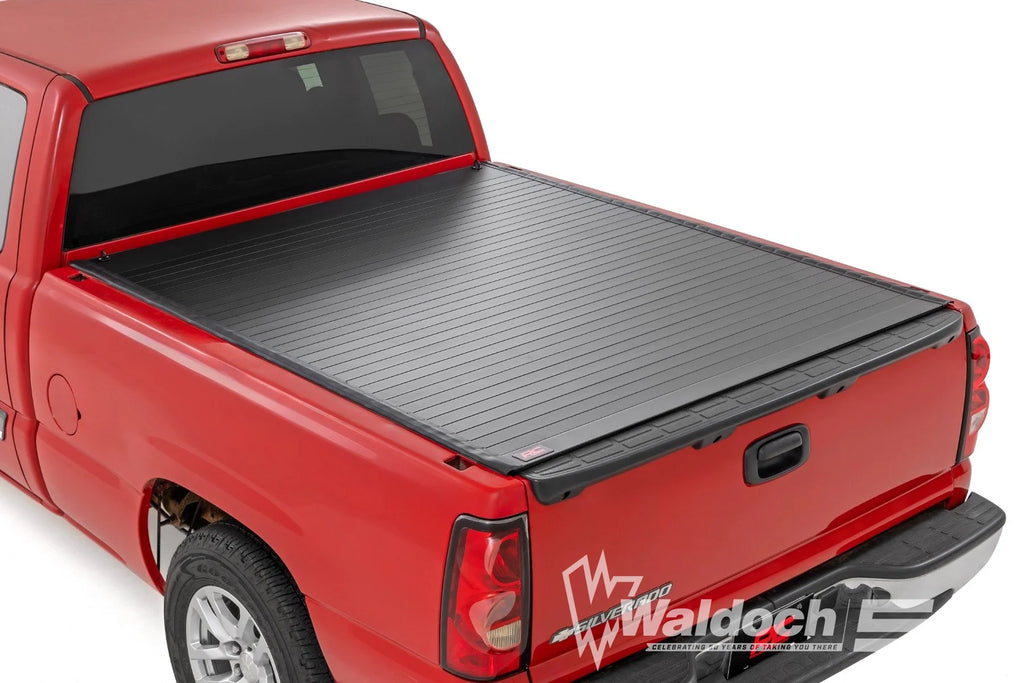 Hard Roll Up Bed Cover | 6'7" Bed | Chevy/GMC 1500 (00-06 & Classic)