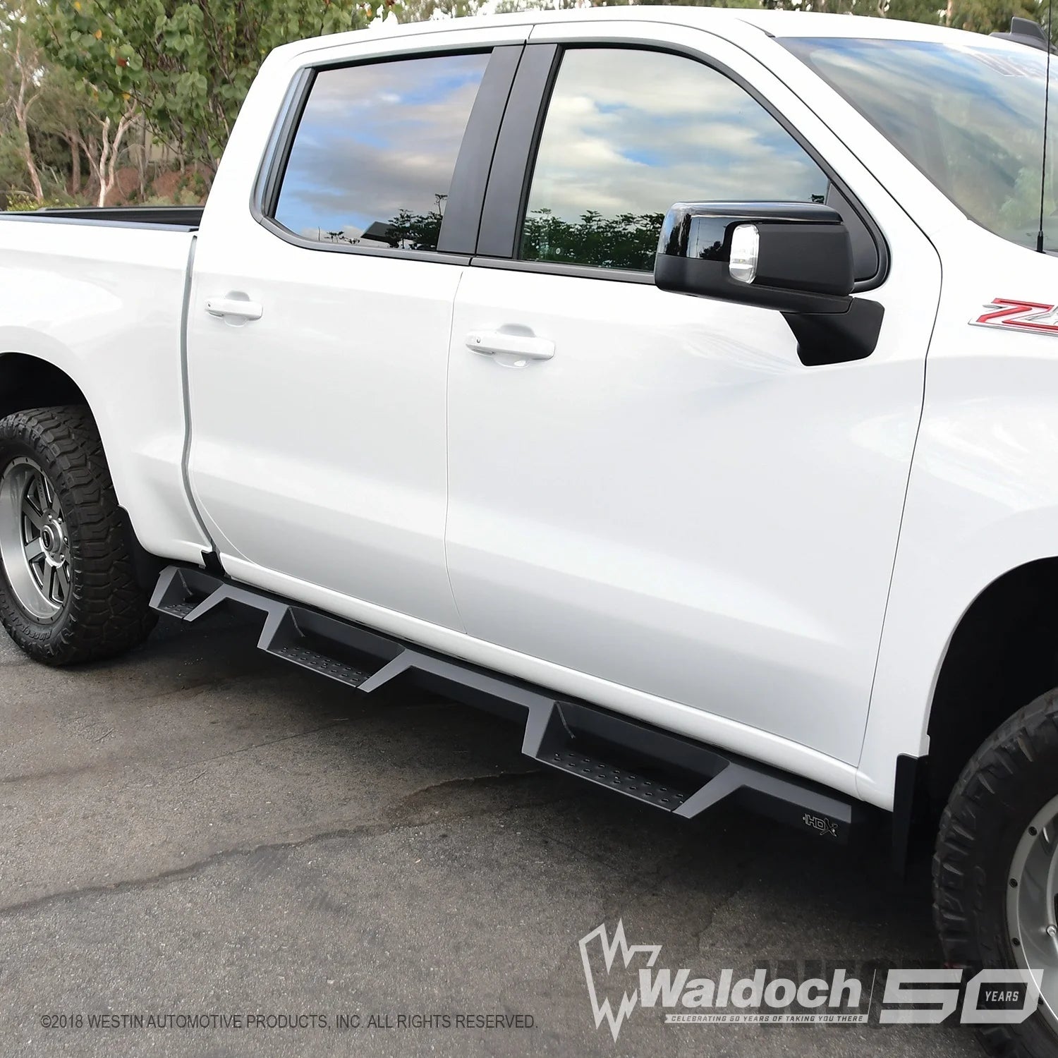 HDX Drop Wheel-to-Wheel Nerf Step Bars-Silverado/Sierra 1500 Crew Cab 2019-2024 (5.5' Bed) (Excl. 2019 Silverado LD/Sierra 1500 Limited)