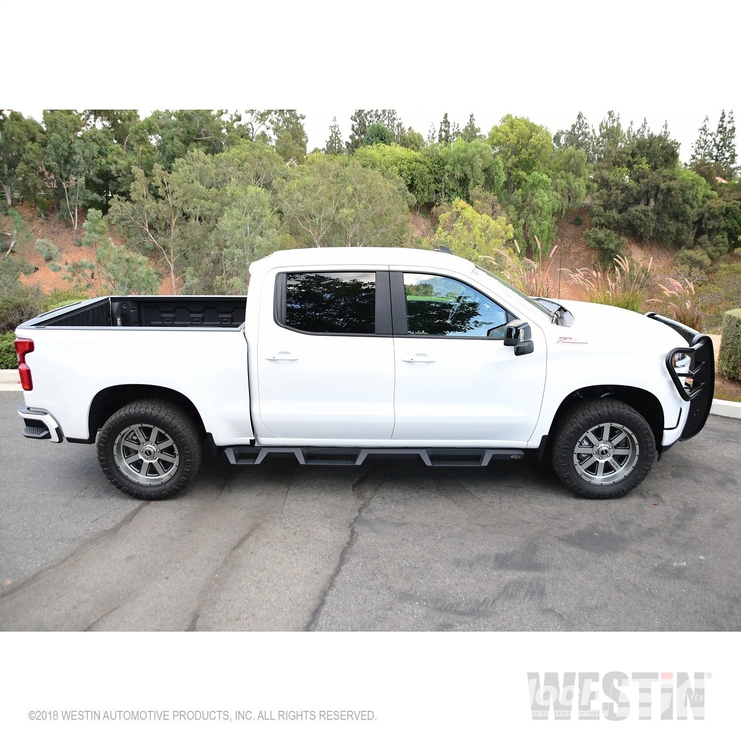HDX Drop Wheel-to-Wheel Nerf Step Bars-Silverado/Sierra 1500 Crew Cab 2019-2024 (5.5' Bed) (Excl. 2019 Silverado LD/Sierra 1500 Limited)