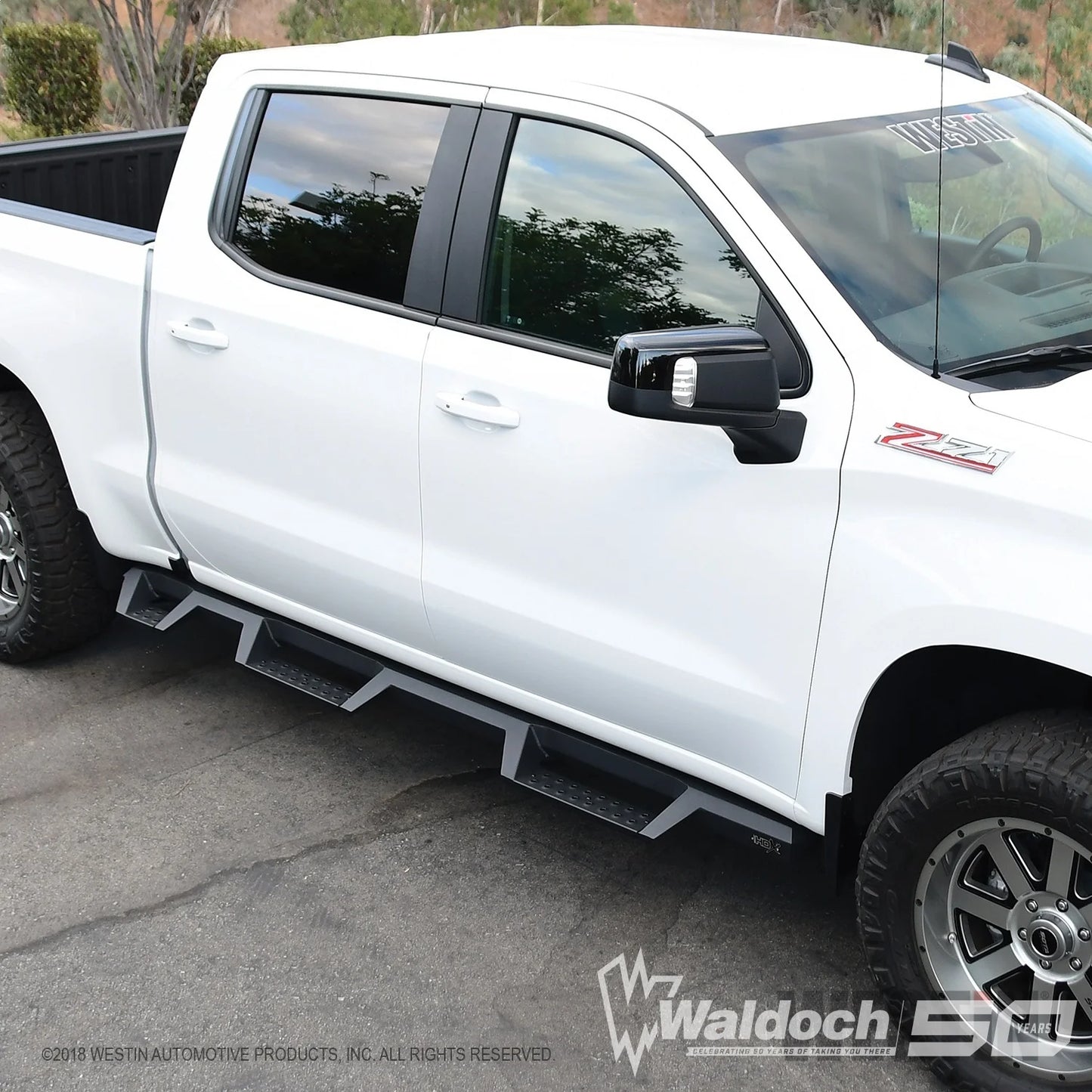 HDX Drop Wheel-to-Wheel Nerf Step Bars-Silverado/Sierra 1500 Crew Cab 2019-2024 (5.5' Bed) (Excl. 2019 Silverado LD/Sierra 1500 Limited)