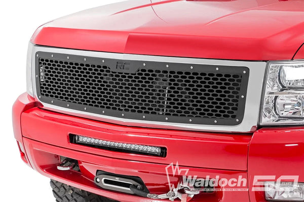 Mesh Grille | Chevy Silverado 1500 2WD/4WD (2007-2013)