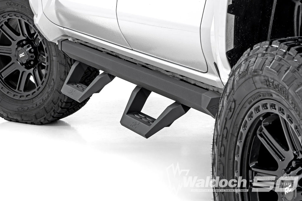 SRX2 Adjustable Aluminum Steps | Double Cab | Toyota Tacoma 2WD/4WD (24-25)
