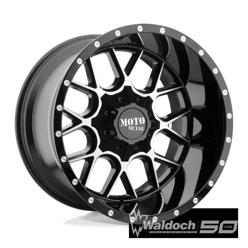 MO986 22X10 6X135/5.5 G-BLK MACH -18MM