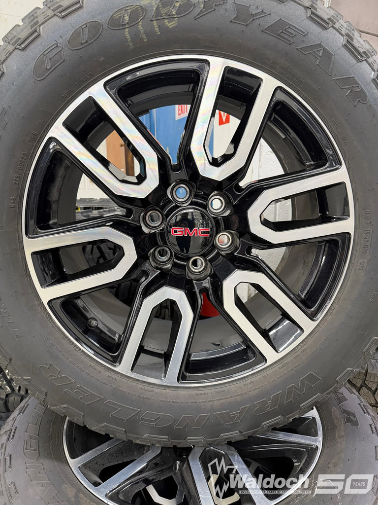 OEM 2025 GMC 1500 Truck Wheel and Tire: OEM.GMC-1500-2025-WT