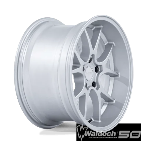 LTN-J 18X8.5 5X4.5 72 +22 M-SLV
