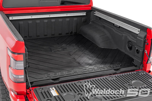 Bed Mat | 5' Bed | RC Logo | Nissan Frontier 2WD/4WD (2005-2025)