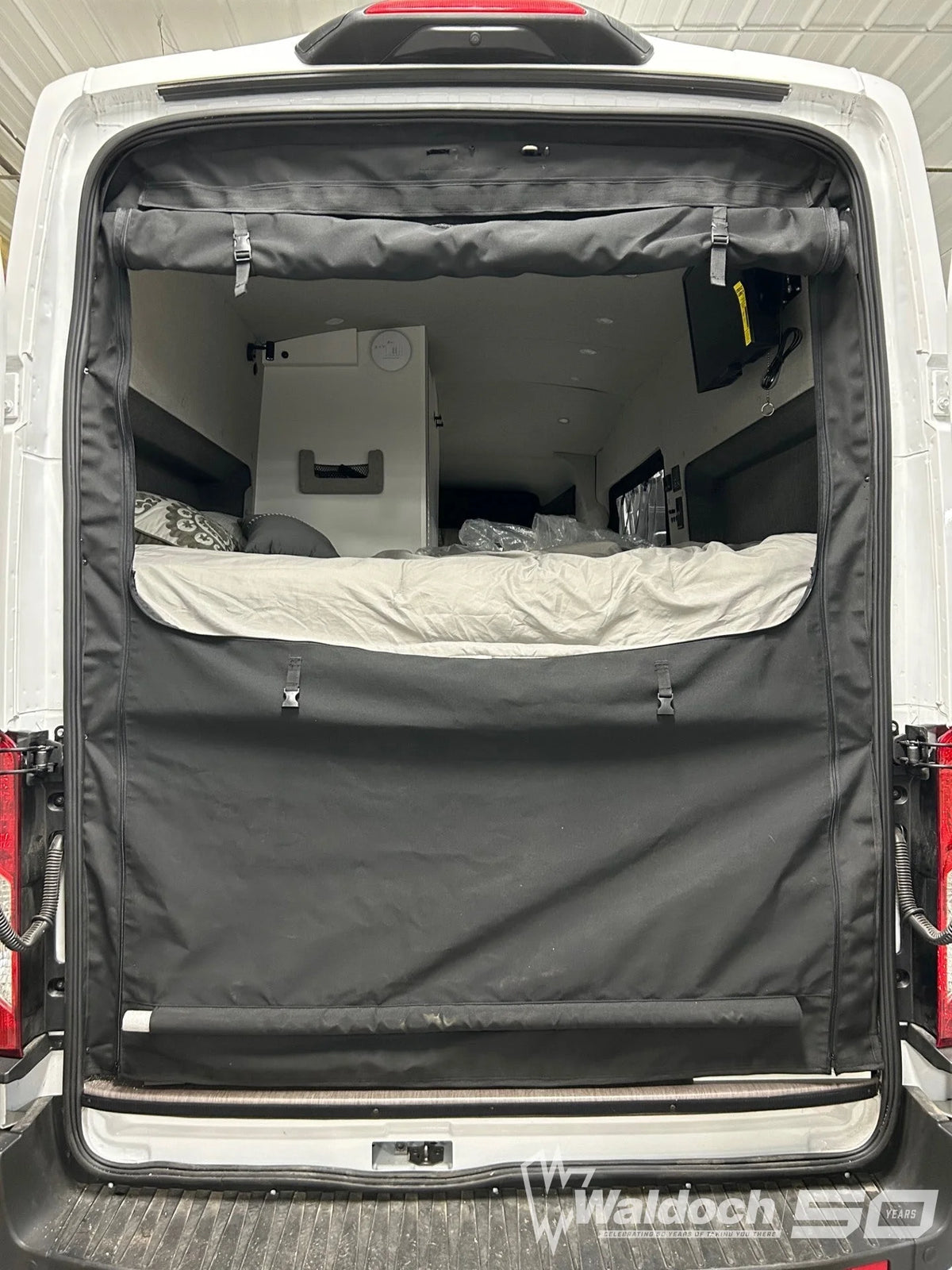 FULL SIDE DOOR WEATHER AND BUG SHIELD FOR FORD TRANSIT VANS WITH ADJUSTABLE ZIPPER OPENINGS