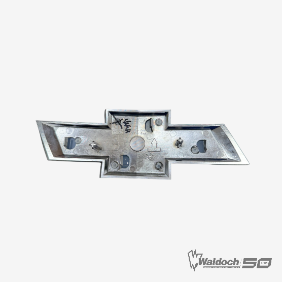 2026 Chevy Colorado/Suburban/Tahoe Front Grille Emblem - Black - 84701879