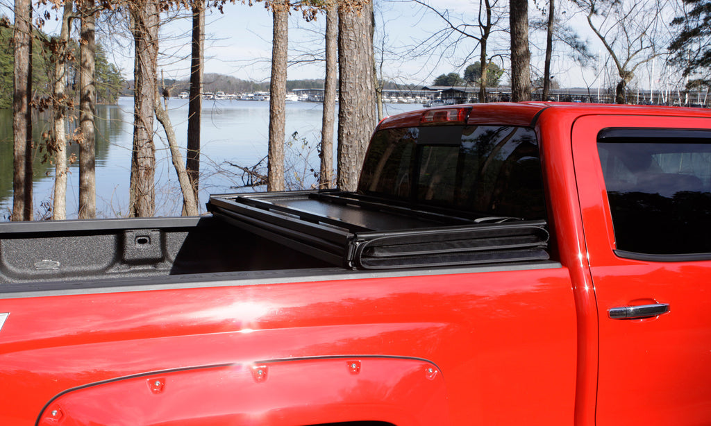 LUND HARD FOLD TONNEAU COVER FORD F350 8'