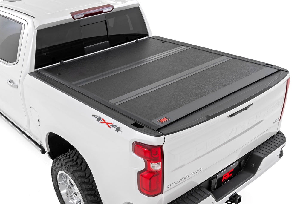 Hard Low Profile Bed Cover | 5'10" Bed | Chevy/GMC Sierra/Silverado 1500 (19-25)