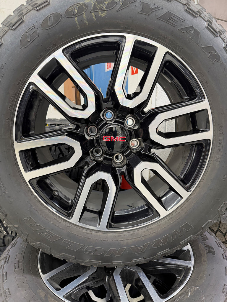 OEM 2025 GMC 1500 Truck Wheel and Tire: OEM.GMC-1500-2025-WT