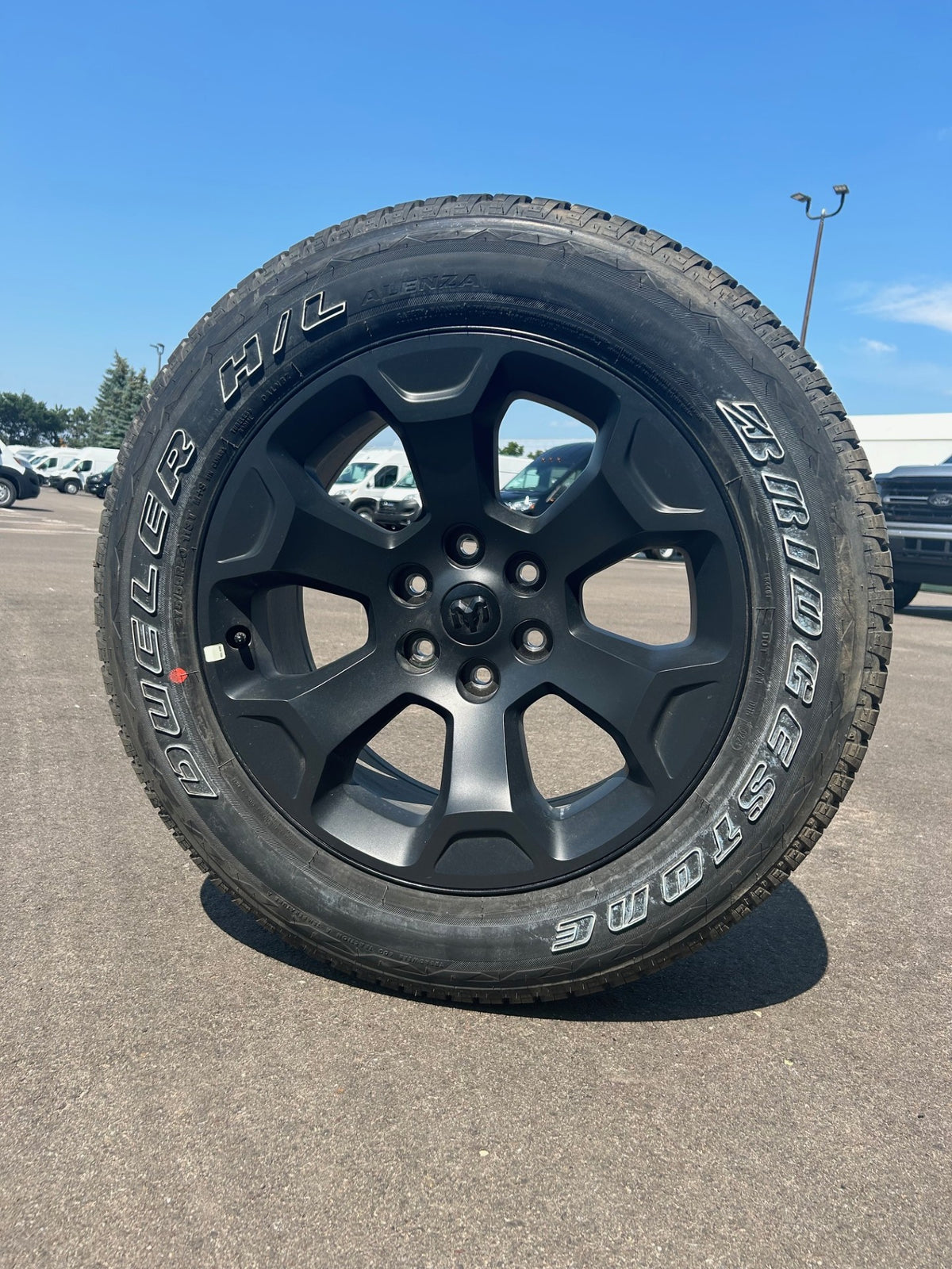 2024 RAM 1500 OEM WHEELS AND TIRES PACKAGE